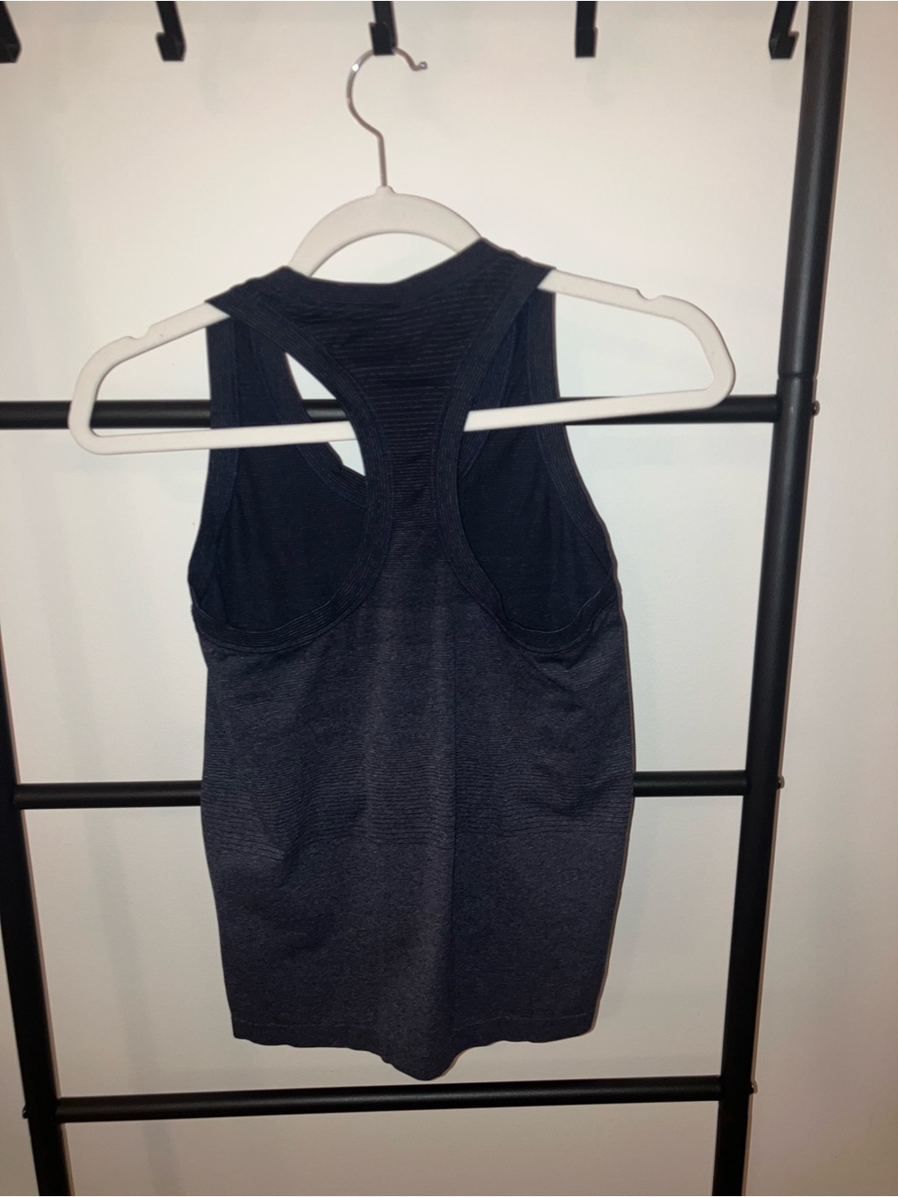 Athleta Momentum Gradient Tank Navy - Picture 3 of 3